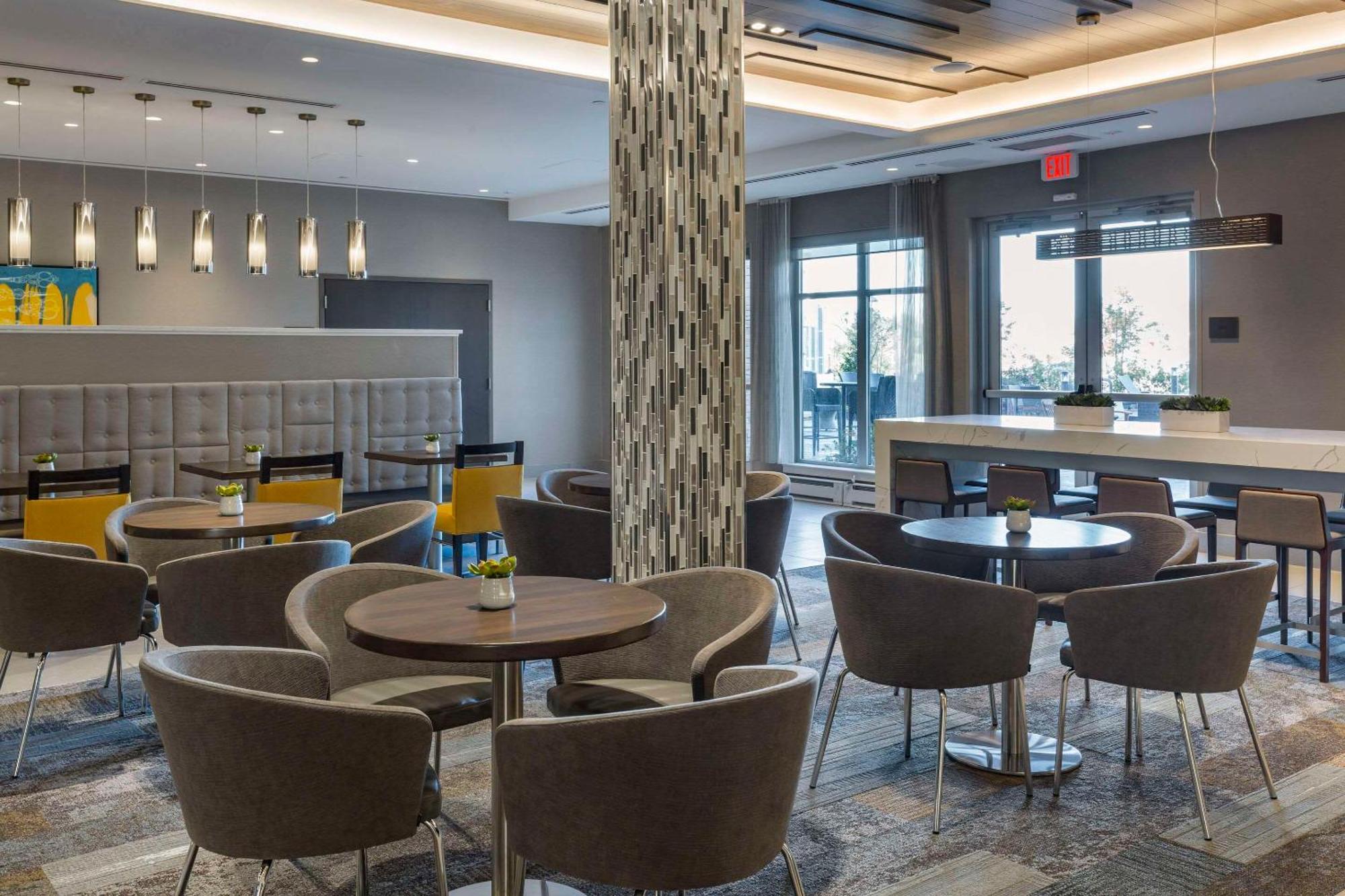 Cambria Hotel Manchester South Windsor Ngoại thất bức ảnh