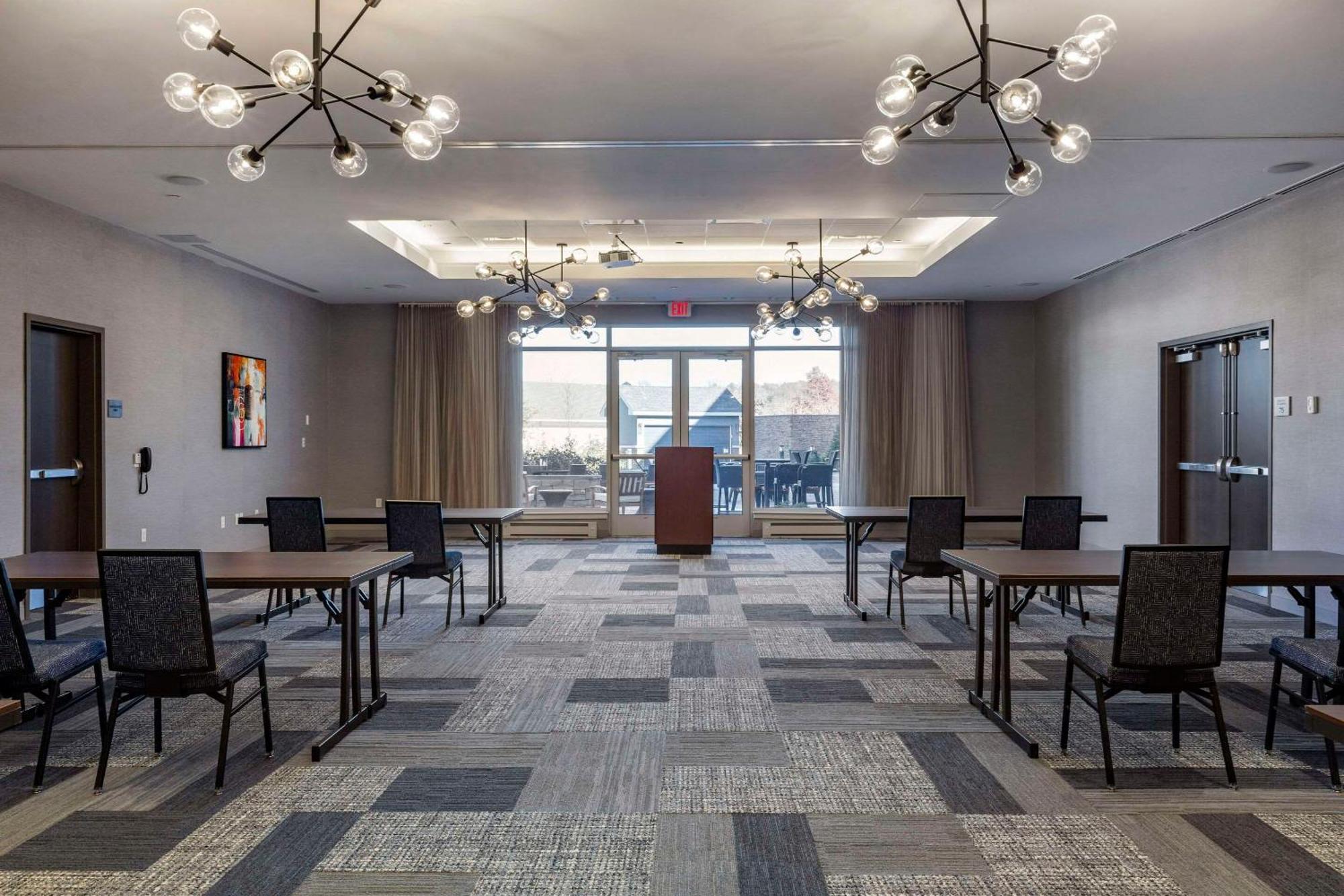 Cambria Hotel Manchester South Windsor Ngoại thất bức ảnh